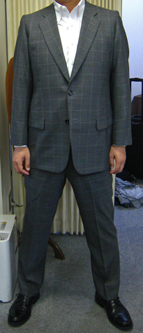 IMG: ウィンドウペンのスーツ