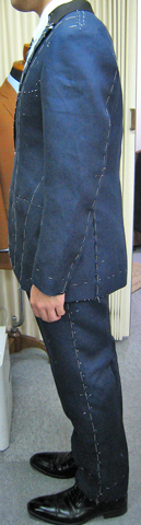 IMG: リネンスーツの仮縫い