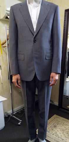 IMG: モヘア混紡スーツ。